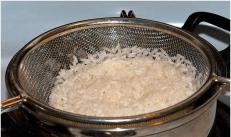 Як готувати рис у пароварці