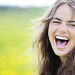 Kako promijeniti nasmijati se. Kako promijeniti nasmijati se. Briga o usnama. Hasya joga ili kako se smejati svaki dan. Vježbe i video u smijehu smijeha produžava život, tretira bolesti