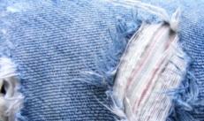 Практичні поради про те, як зашити джинси акуратно і красиво