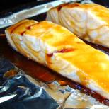 Kako ispeći lososa u pećnici bez folije: puno ukusnih opcija